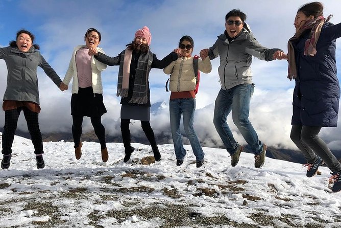Arrowtown and Wanaka Highlights Tour from Queenstown - Crown Range Road: photo stops over Queenstown and Lake Wakatipu