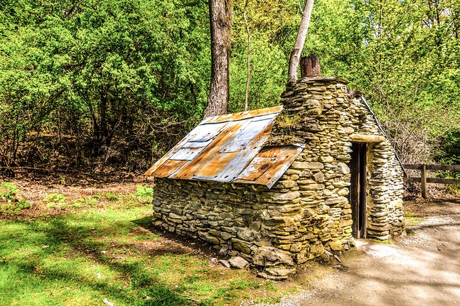 Arrowtown to Queenstown Bike Tour with Shuttle - How hard is the ride? Hills, bike weight, and what to expect