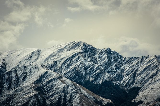 AuthenticAs Discover Queenstown - Professional Photography & Exclusive 4WD Tour - What You Get: Digital Photos, Snacks, and a Smooth Route
