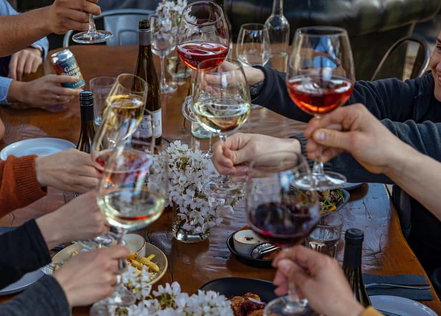 Boutique Winery Half-Day Tour & Vineyard Platter-Style Lunch - Key Points to Know