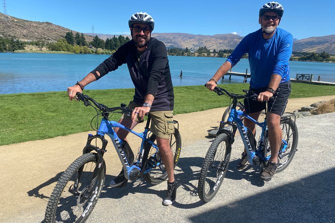 CHP Bike Rentals Cromwell - The Cromwell Gorge toward Clyde: switchbacks, narrow bits, and stronger legs