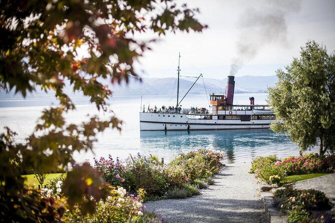 Dinner at Walter Peak High Country Farm and Cruise from Queenstown - Crossing Lake Wakatipu: views plus narration from the skipper