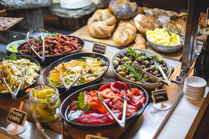 Dinner at Walter Peak High Country Farm and Cruise from Queenstown - Sheep herding and shearing: the working-farm part you’ll remember