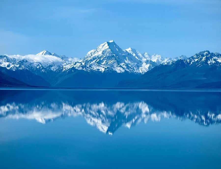 From Queenstown: Mount Cook Scenic Day Tour - The Drive Out: Kawarau Gorge, Lake Dunstan, and Lindis Pass Photo Stops