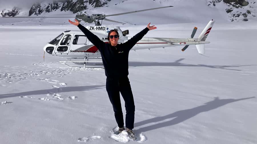 From Queenstown: Mount Cook Scenic Day Tour - Small-Group Feel and Guide Energy on the Bus