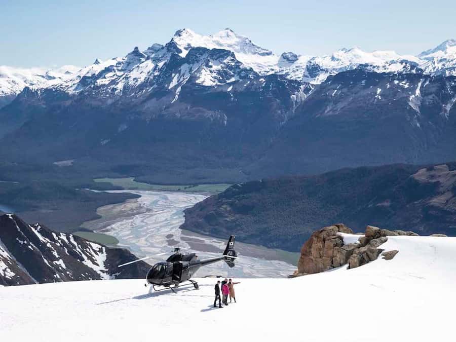 Glenorchy: 25-30 Minute Snow Landing Helicopter Experience - The Snow Landing: Where the Experience Changes From Views to Stepping Out