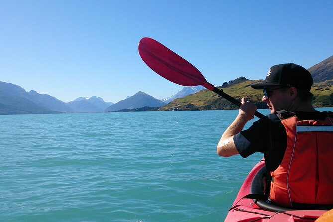 Glenorchy Island Safari departing Queenstown - Paddling across Lake Wakatipu to Pigeon Island