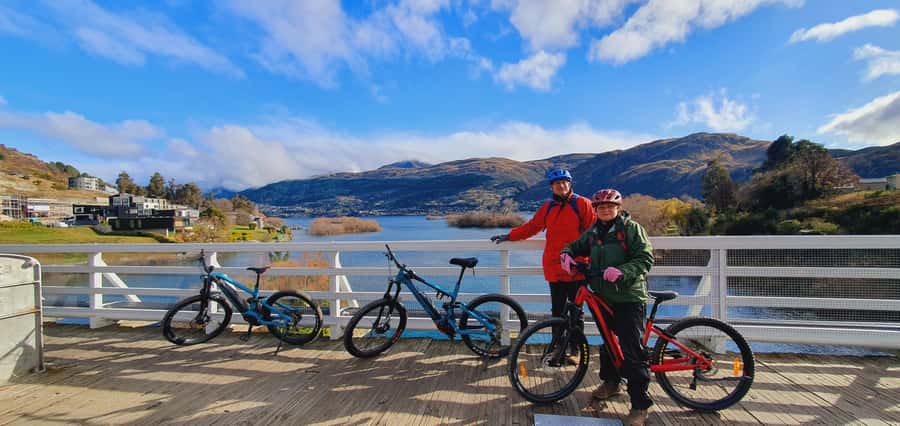 Guided Scenic E-bike Tour - Ride to the Lake - Premium full-suspension e-bikes: the comfort you notice fast