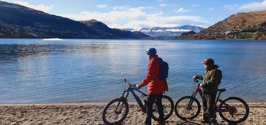 Guided Scenic E-bike Tour - Ride to the Lake - The first lesson: how the assist changes your riding rhythm