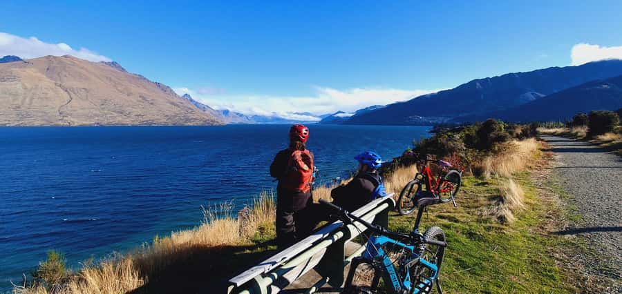 Guided Scenic E-bike Tour - Ride to the Lake - Lakefront views: the pay-off without the marathon