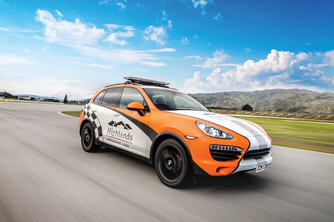 Highlands Taxi - Highlands Motorsport and Tourism Park - Highlands Taxi in one glance: Porsche + guided track talk