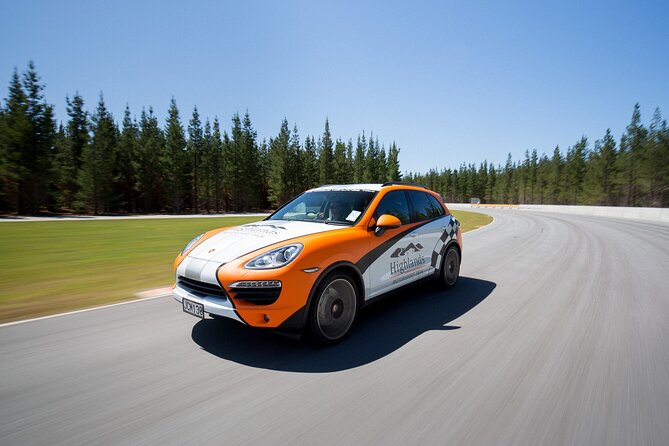 Highlands Taxi - Highlands Motorsport and Tourism Park - The Highlands experience goes beyond the Porsche ride