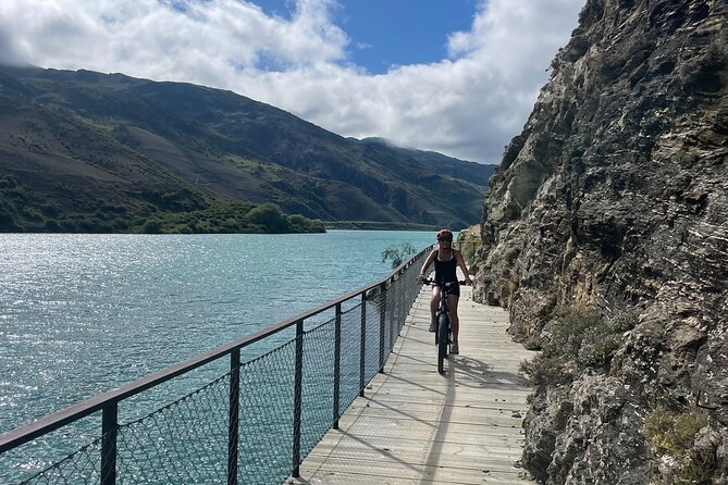 Lake Dunstan Cycleway Bike Rental And Return Shuttle - Who should book this ride—and who might prefer a different plan