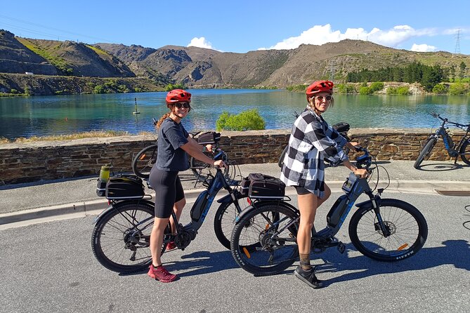 Lake Dunstan Cycleway Bike Rental With Return Luxury Shuttle - Sinch e-bike setup, or the standard bike option