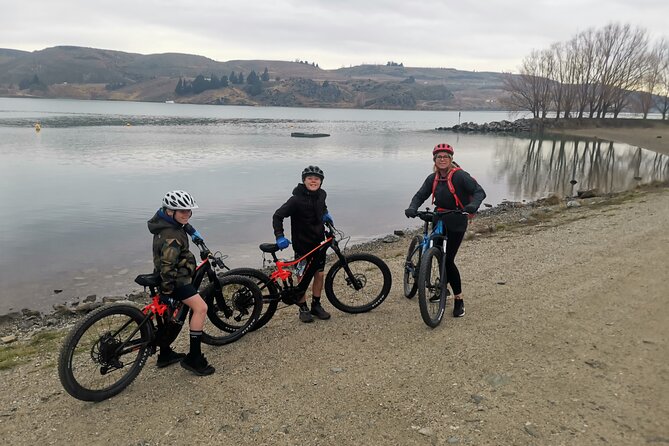 Lake Dunstan Cycleway with E-Bike hire and Shuttle service - Cromwell to Clyde: what the ride feels like mile by mile