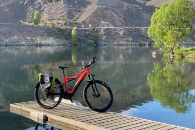 Lake Dunstan Discovery Day Tour by eBike with Shuttle - Cromwell to Clyde: how the shuttle and start time work