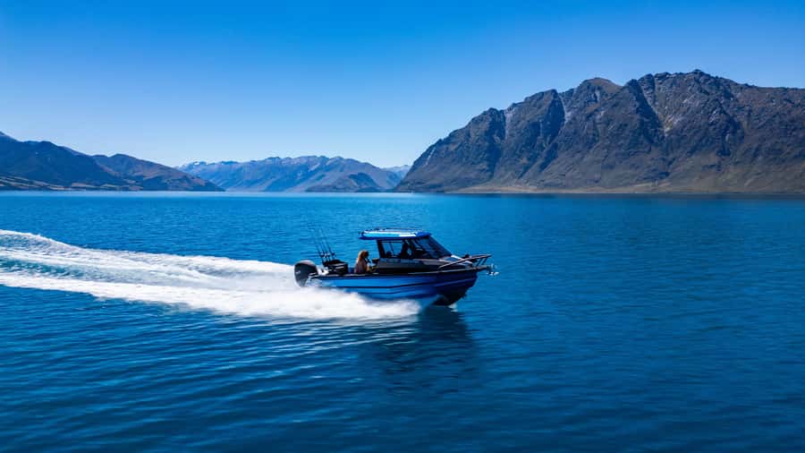 Lake Wakatipu: 3 Hour Fishing Adventure by Boat - The 3-hour flow: what happens once you’re on the water