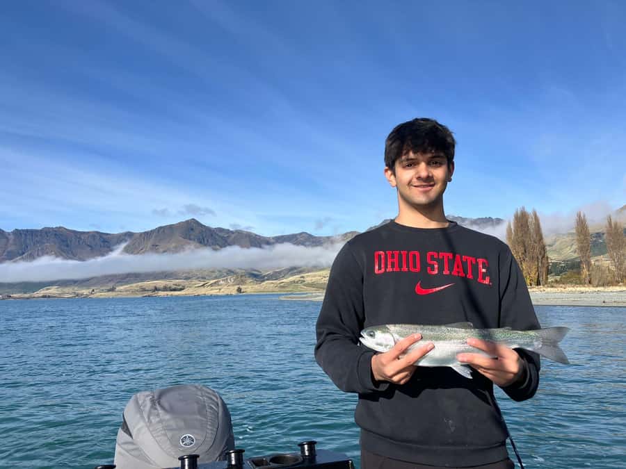 Lake Wakatipu: 3 Hour Fishing Adventure by Boat - The scenery you get while you’re fishing