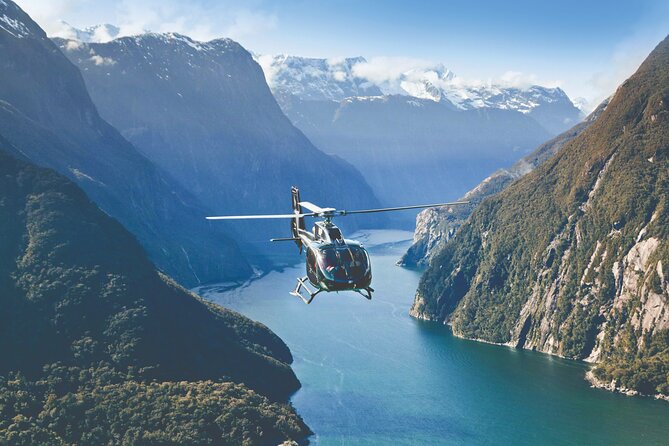 Milford and Fiordland Highlights Tour by Helicopter from Queenstown - Landing on a secluded West Coast beach: the quiet you can feel