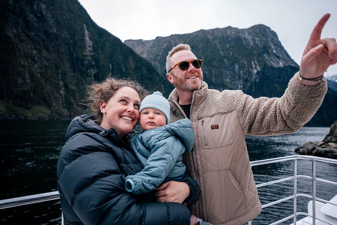 Milford Sound Coach and Cruise tour from Queenstown - Comfort on a 12-hour day: the not-so-fun part