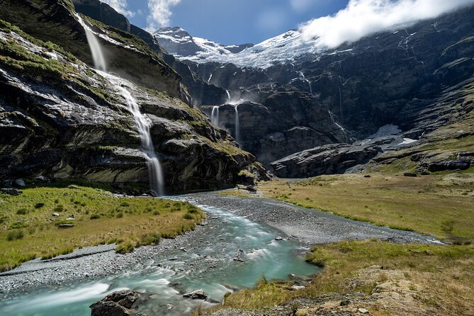 Milford Sound Earnslaw Burn Helicopter Tour from Queenstown - A 2:15 pm helicopter route that feels like a full day