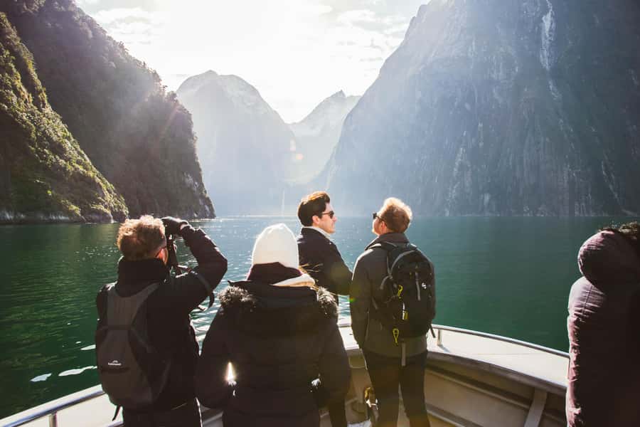 Milford Sound: Premium Small Group Tour from Queenstown - Te Anau break time: the small reset that helps the whole day