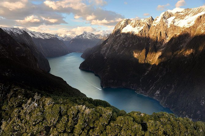 Milford Sound Scenic Flight with Landing from Queenstown - Scenic Flight Out: Coronet Peak, Skippers Canyon, and the Milford Approach