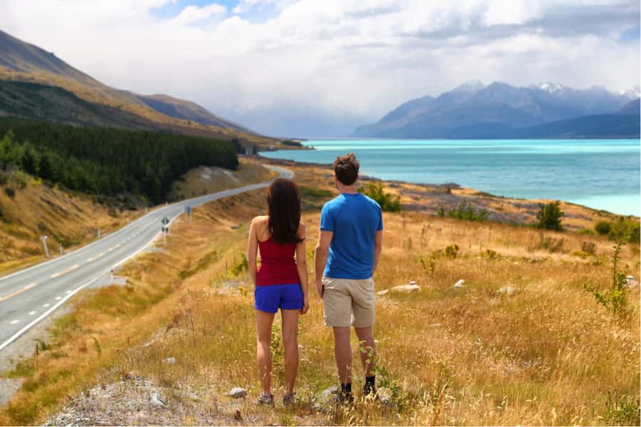 Mount Cook Full-Day Tour: Queenstown to Christchurch - Queenstown to Christchurch in One Day: The Big-Scenery Strategy