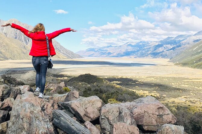 Mt Cook Small Group Tour & Heli Hike Combo from Queenstown - Walking the Tasman Glacier: how to think about time on the ice