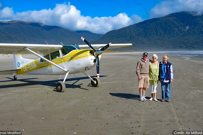 New Zealand: Experience it ALL in 9 Days, 1st Class Custom Tours - Abel Tasman National Park and Hobbiton: nature plus a film-world detour