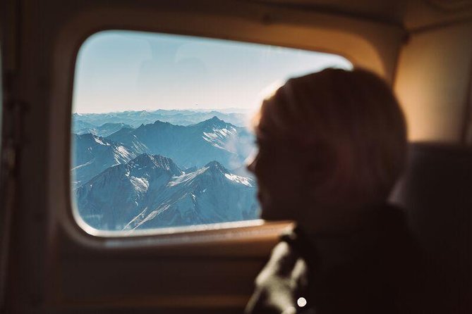 Premium Milford Sound Tour Including Cruise, Flight & Lunch - Eglinton Valley: glacier-carved scenery and LOTR vibes