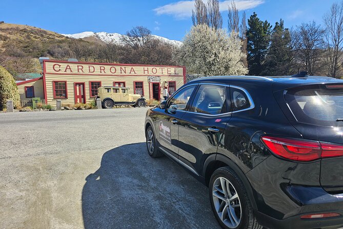 Private 3 Day Queenstown Glenorchy Wanaka and Tekapo - Wanaka lakeside must-dos: Town time and That Wanaka Tree