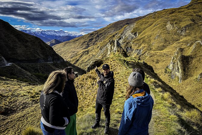 Private Lord of the Rings Half Day Tour - Lake Hayes: Quiet Views and Replica Prop Photo Moments