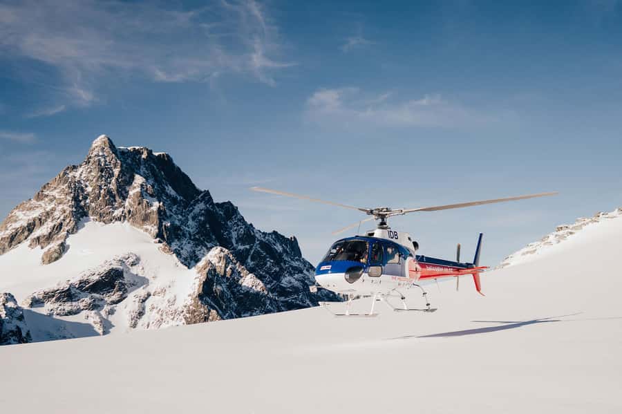 Queenstown: 50-Minute Southern Glacier Helicopter Flight - A fast, cinematic flight across the Southern Alps