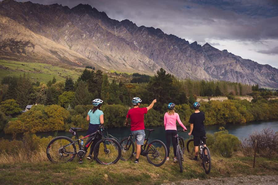 Queenstown: Arrowtown To Queenstown Biking Adventure - Before You Roll: Bikes, Helmets, and Getting Your Effort Right