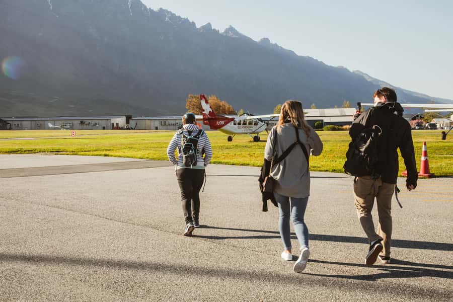 Queenstown: Day Trip to Stewart Island via Scenic Flight - The Scenic Flight: Oreti River, Southern Bays, and Island Eyes