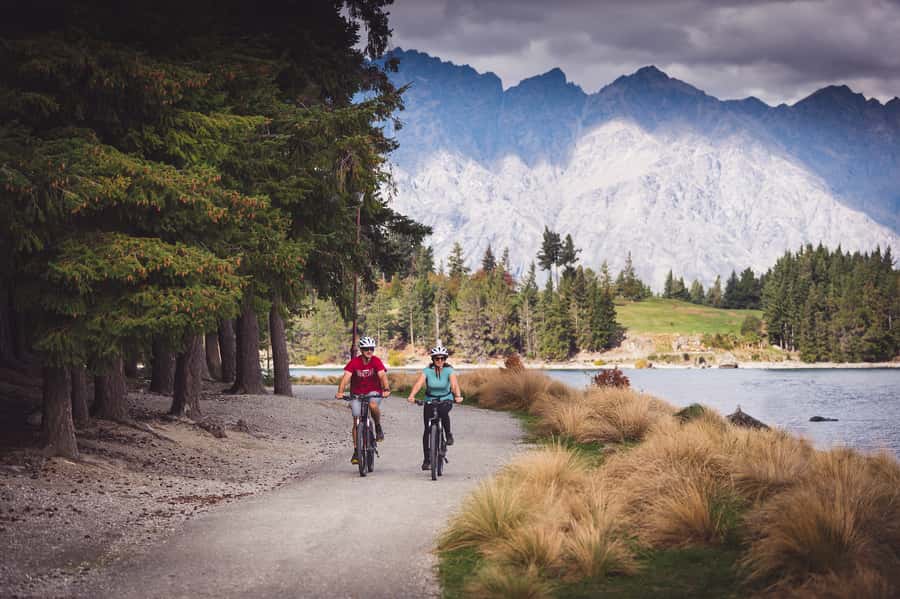 Queenstown: E-bike Hire on the Queenstown Trail - Picking up your e-bike at 3 Searle Lane (and what you should ask)