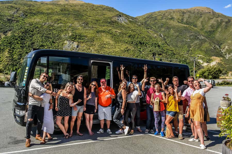 Queenstown & Gibbston Valley: Hop-On Hop-Off Wine Tours - Breweries and Taverns: A Smart Way to Break Up the Wine Day