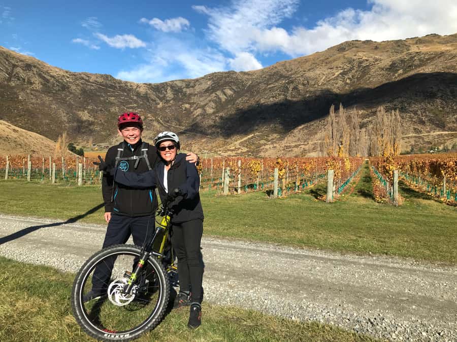 Queenstown: Guided E-Bike Tour with Winery Visits & Tastings - Gibbston Valley cycling: where vineyards take over the view