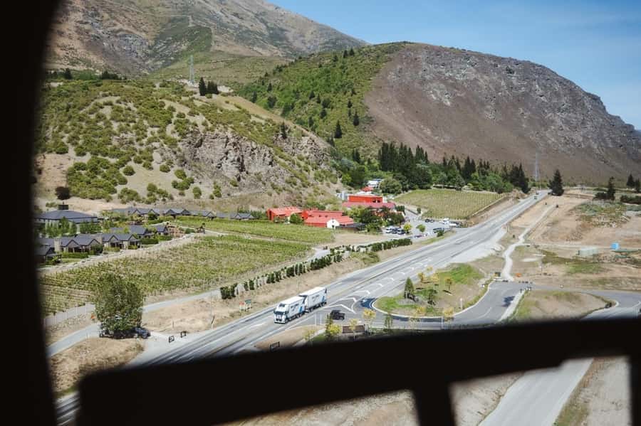 Queenstown: Helicopter & Wine Tasting Tour - Stop 3: Mt Rosa Wines for a guided tasting hour