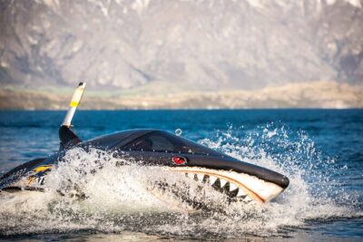 Queenstown Hydro Attack Shark Ride Adventure - Lake Wakatipu Thrills: 80 kph Surface Speed and 40 kph Underwater Runs