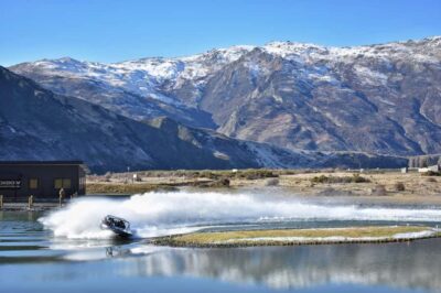 Queenstown: Jet Sprint Boat, Ultimate Off-Roader & Shooting - The 4-seater Jet Sprint Boat: acceleration and island-course flying