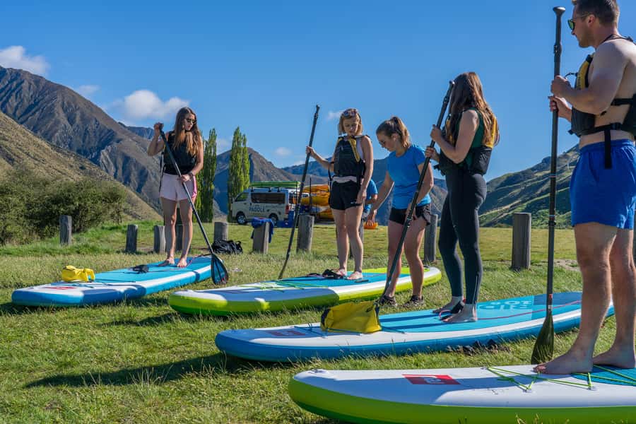 Queenstown: Kayaking or SUP Experience on Moke Lake - Gear and safety: what you get before you paddle