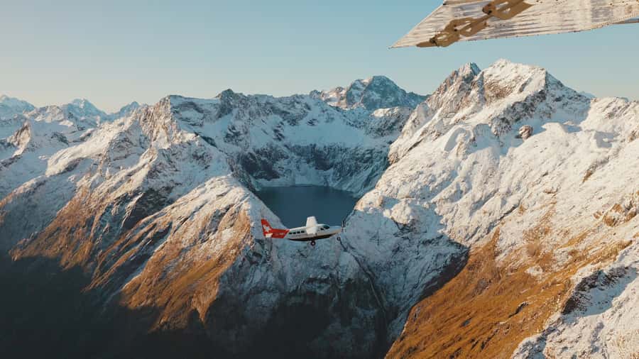 Queenstown: Milford Sound Flight and Cruise - Soaring Over Milford Sound: Why This Combo Works