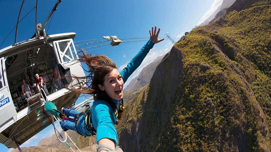 Queenstown: Nevis Bungy - Australasia's Biggest Bungy! - The cable car part: views first, then the jump pod