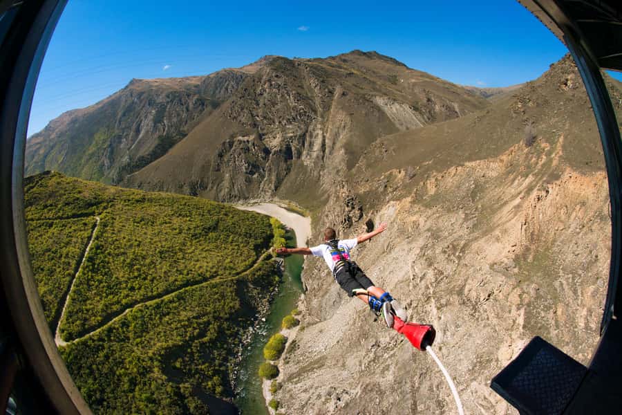 Queenstown: Nevis Bungy & Swing Combo - The 134m Nevis Bungy: cable car up, then 8.5 seconds of freefall