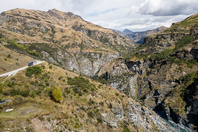 Queenstown: Private 4WD Adventure (4 hrs) – Choose Your Route - Who should book this 4WD Skippers Canyon tour