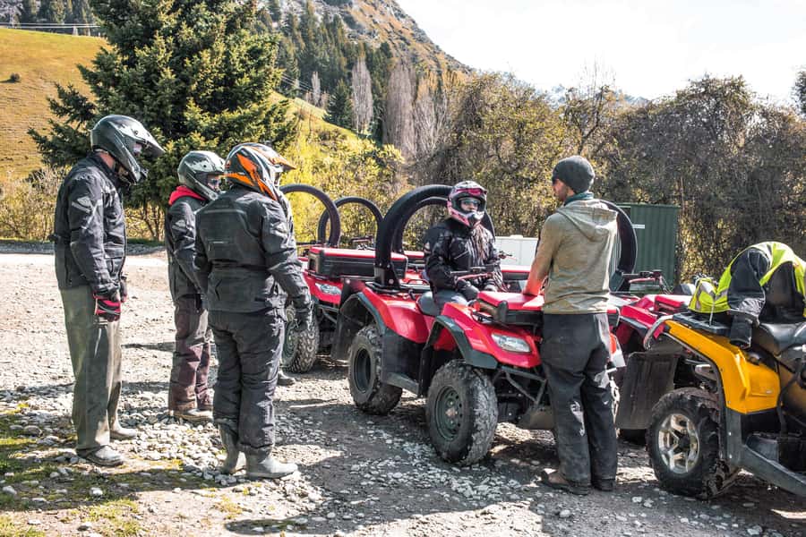 Queenstown: Quad Biking Experience - Pickup, transfers, and how the 210 minutes really feel
