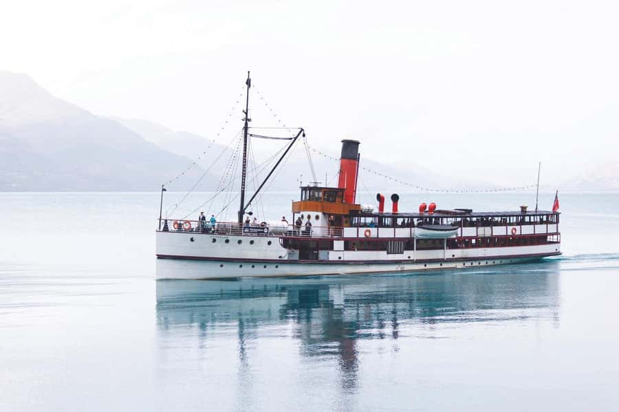 Queenstown: Queenstown Lake Cruise and Walter Peak Farm Tour - Getting to the start: Steamer Wharf timing and where to meet