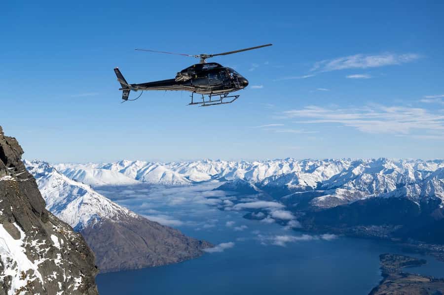 Queenstown: Remarakbles Helicopter Tour with Alpine Landing - Landing on The Remarkables: why the 10 minutes on top is the payoff
